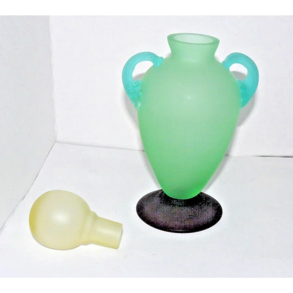Glass Ad Studio this vintage